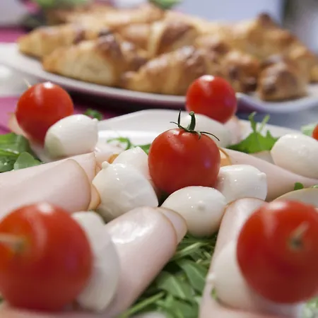 Ma&mi For 4* Cefalù