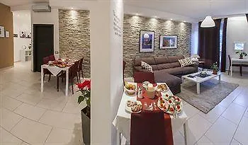 Ma&mi For Nocleg ze śniadaniem 4*